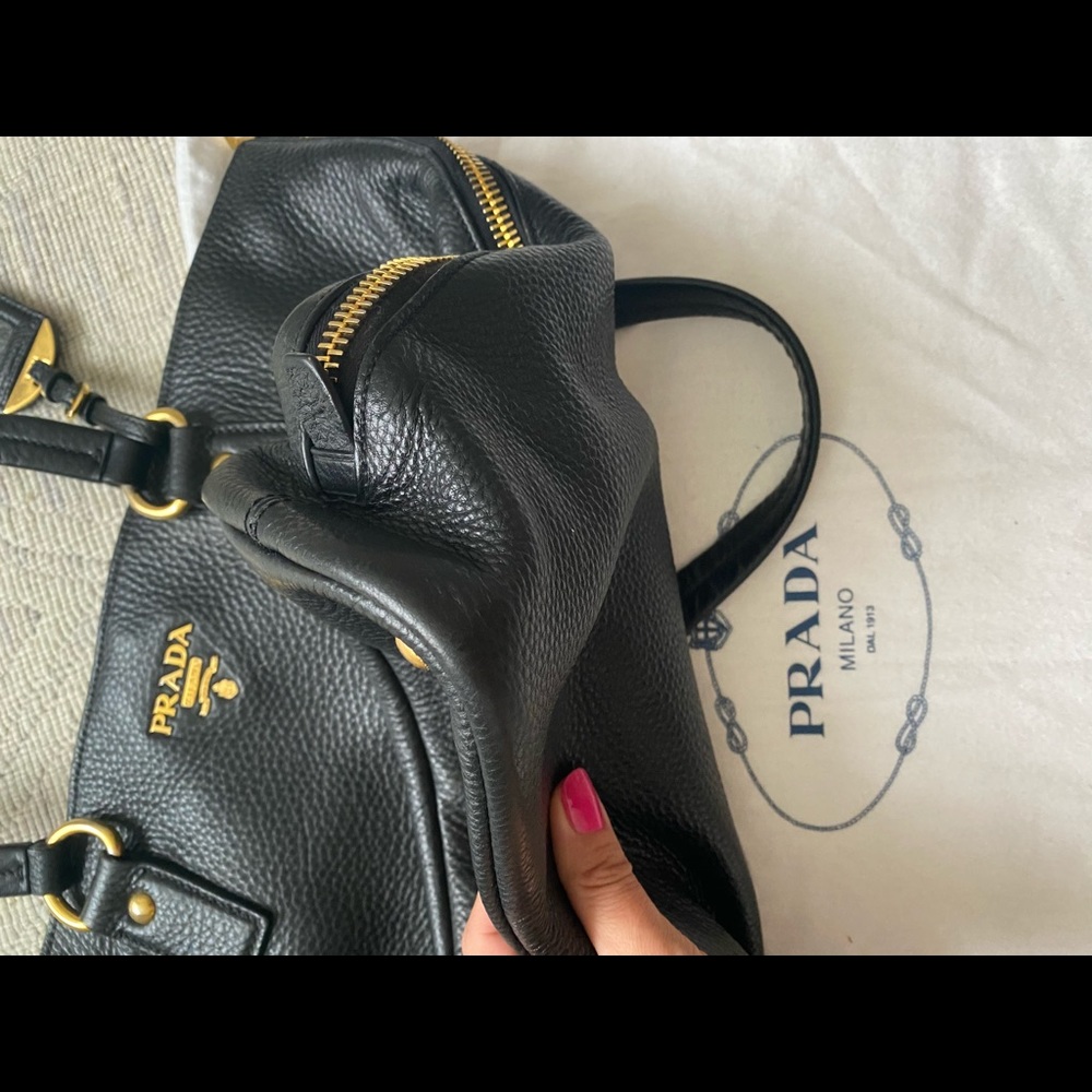 Prada black leather bag - Picture 6 of 12